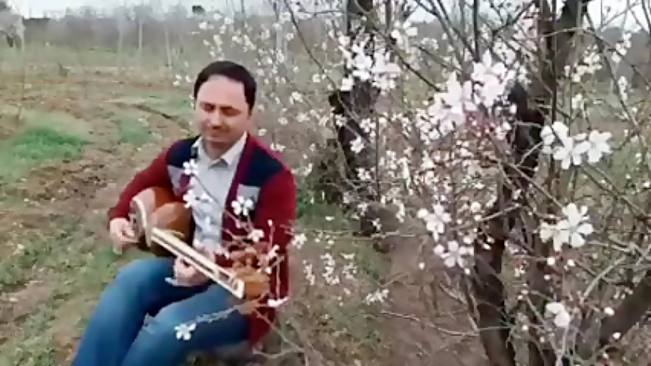 رنگ سهگاه شادباش نوروزی ۹۸ تار امیرعباس صفری تمبک محمد انوری شاد رنگ سهگاه شادباش نوروزی ۹۸ تار امیرعباس صفری تمبک محمد انوری شاد