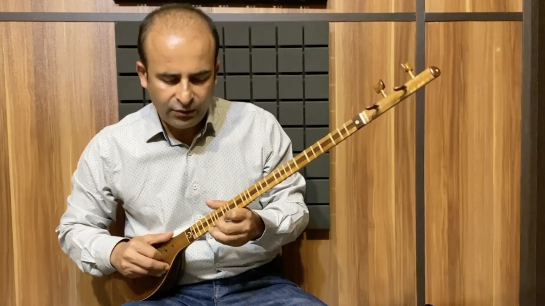 فیلمهای ترانههای پاپ سهتار | ویدیوهای نیما فریدونی 🎸✨