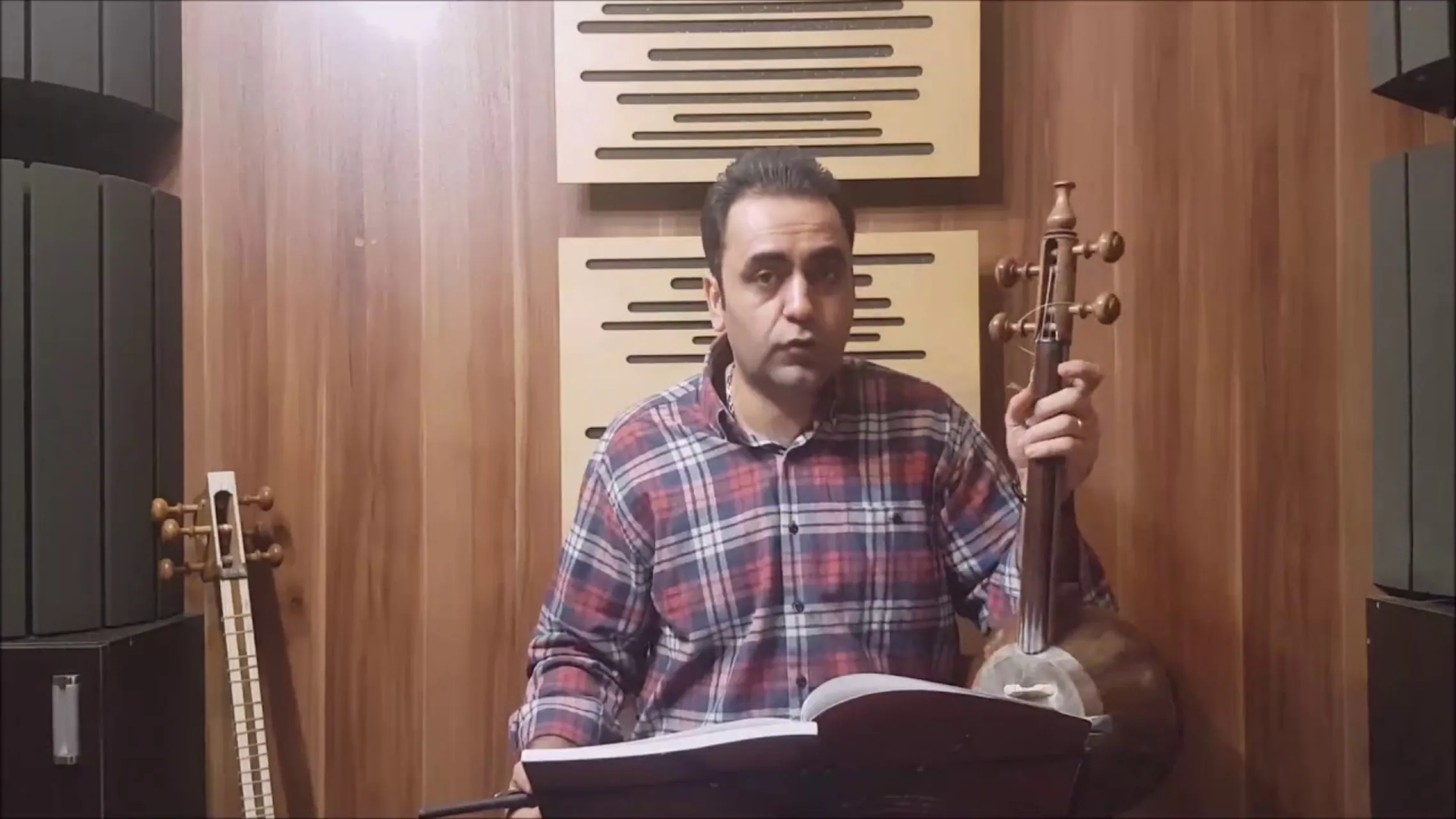 رنگ دوم شور کتاب پیشدرآمد و رنگ فرامرز پایور ایمان ملکی کمانچه