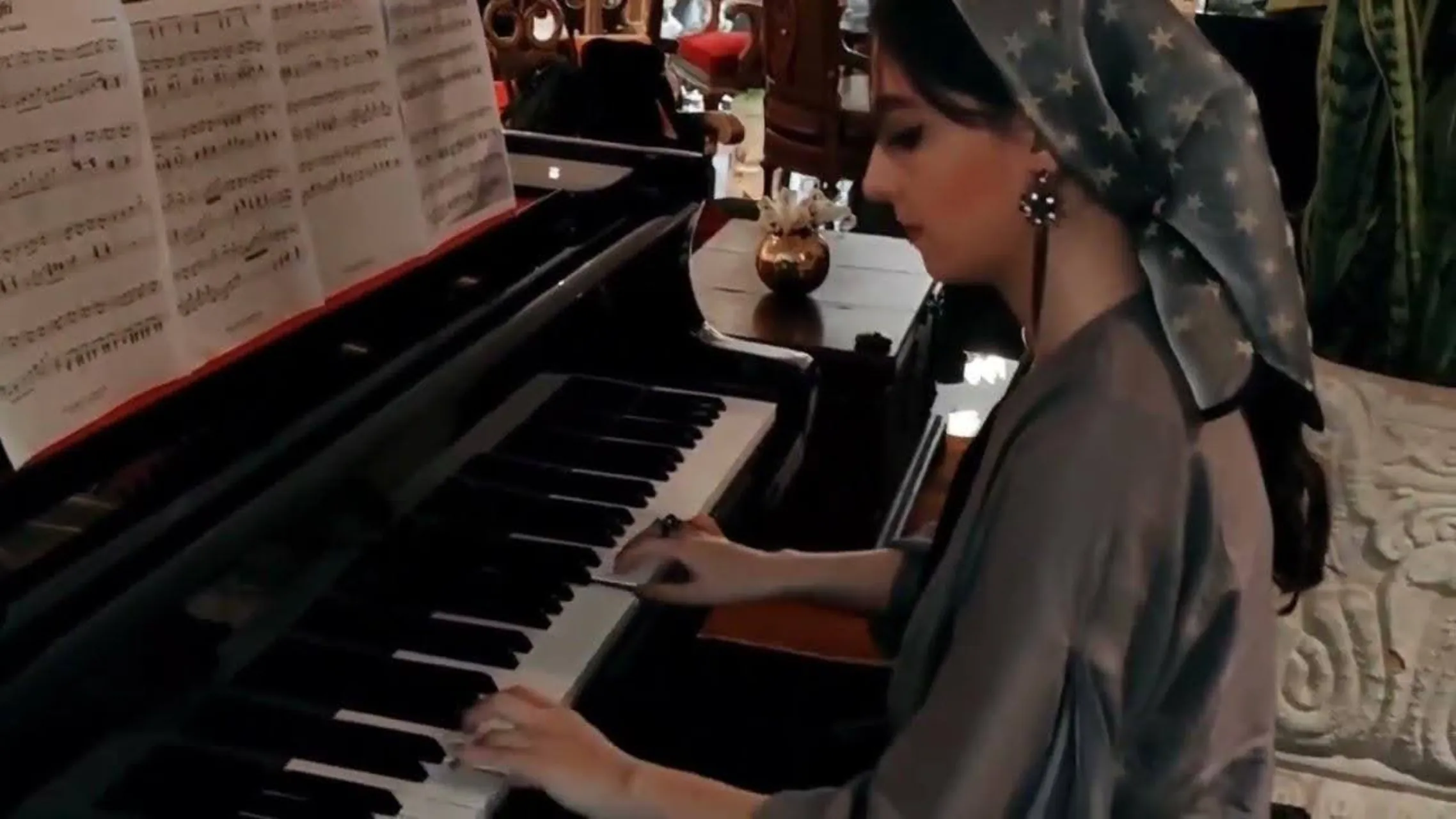 ثبتنام کلاس پیانو | آموزش پیانو با استاد درسا سادات موسوی 🎹