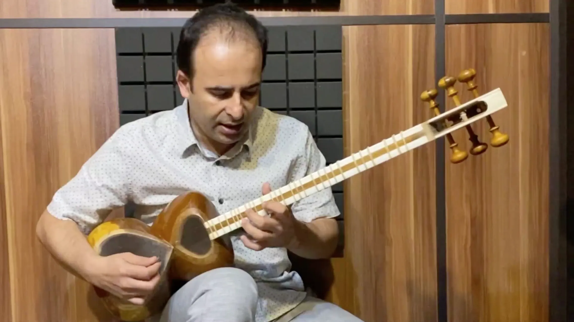 ۷۳ گام می کوچک کتاب دوم هنرستان نیما فریدونی تار