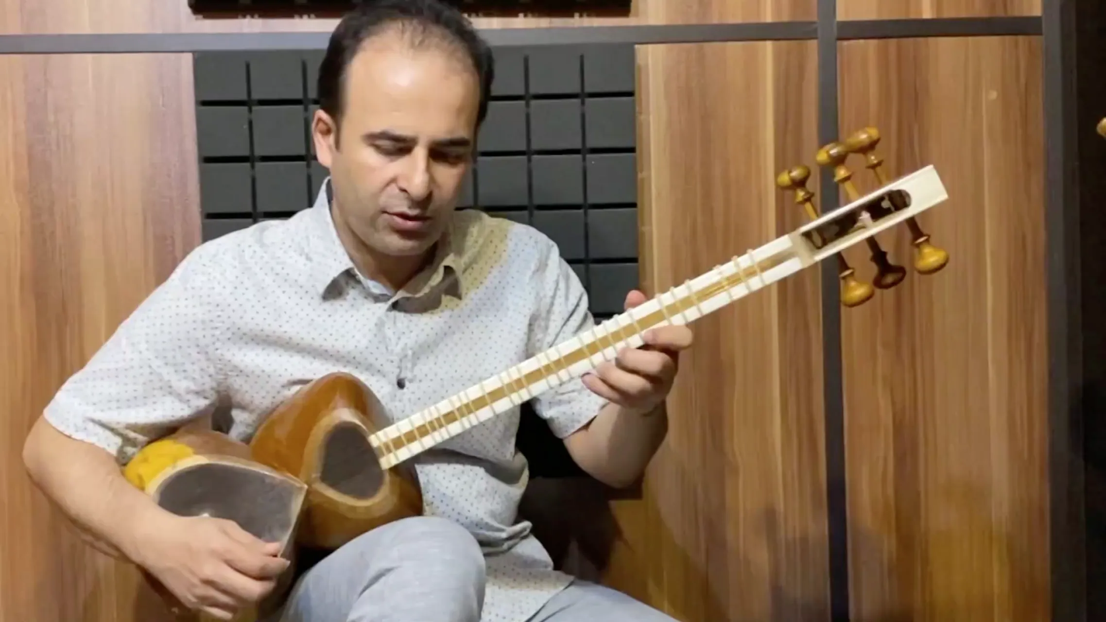 همچو فرهاد بیات ترک تار