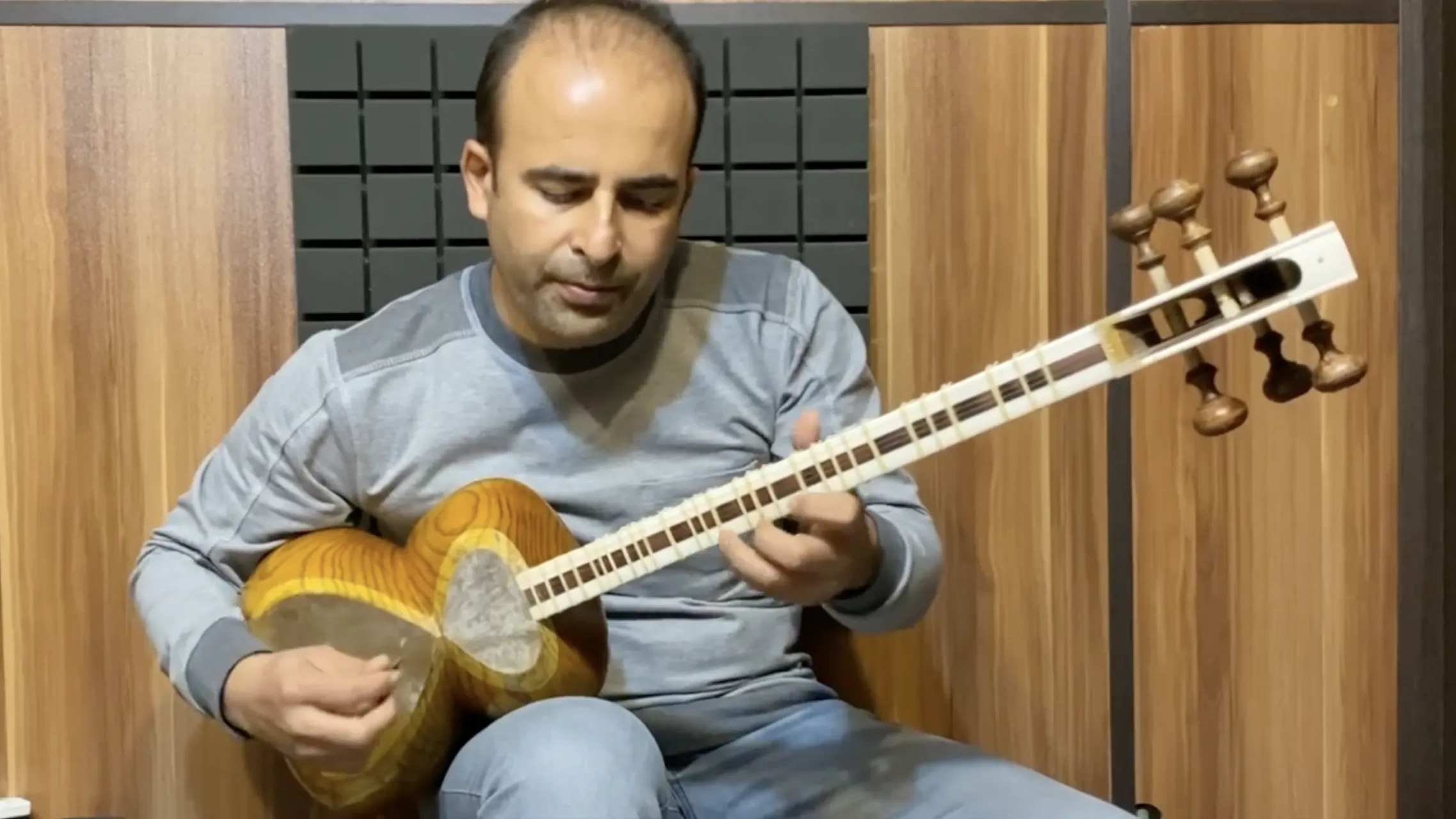 رنگ اول سه‌گاه می‌کرن رکن‌الدین مختاری نیما فریدونی تار