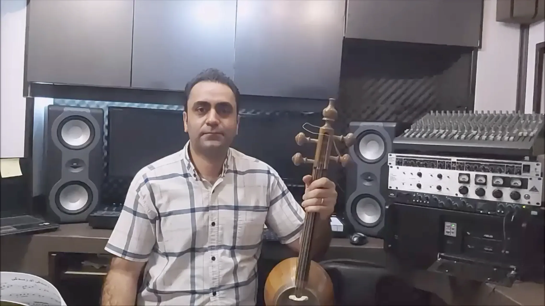 خانم گل ایمان ملکی کمانچه