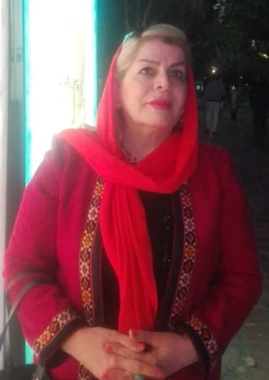 بهجت معتمد مدرس صداسازی، آواز و تصنیف ایرانی