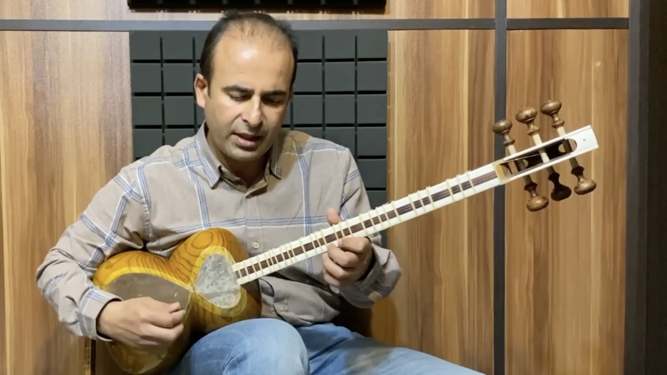 سوز و گداز کتاب ۳ ساکت تار
