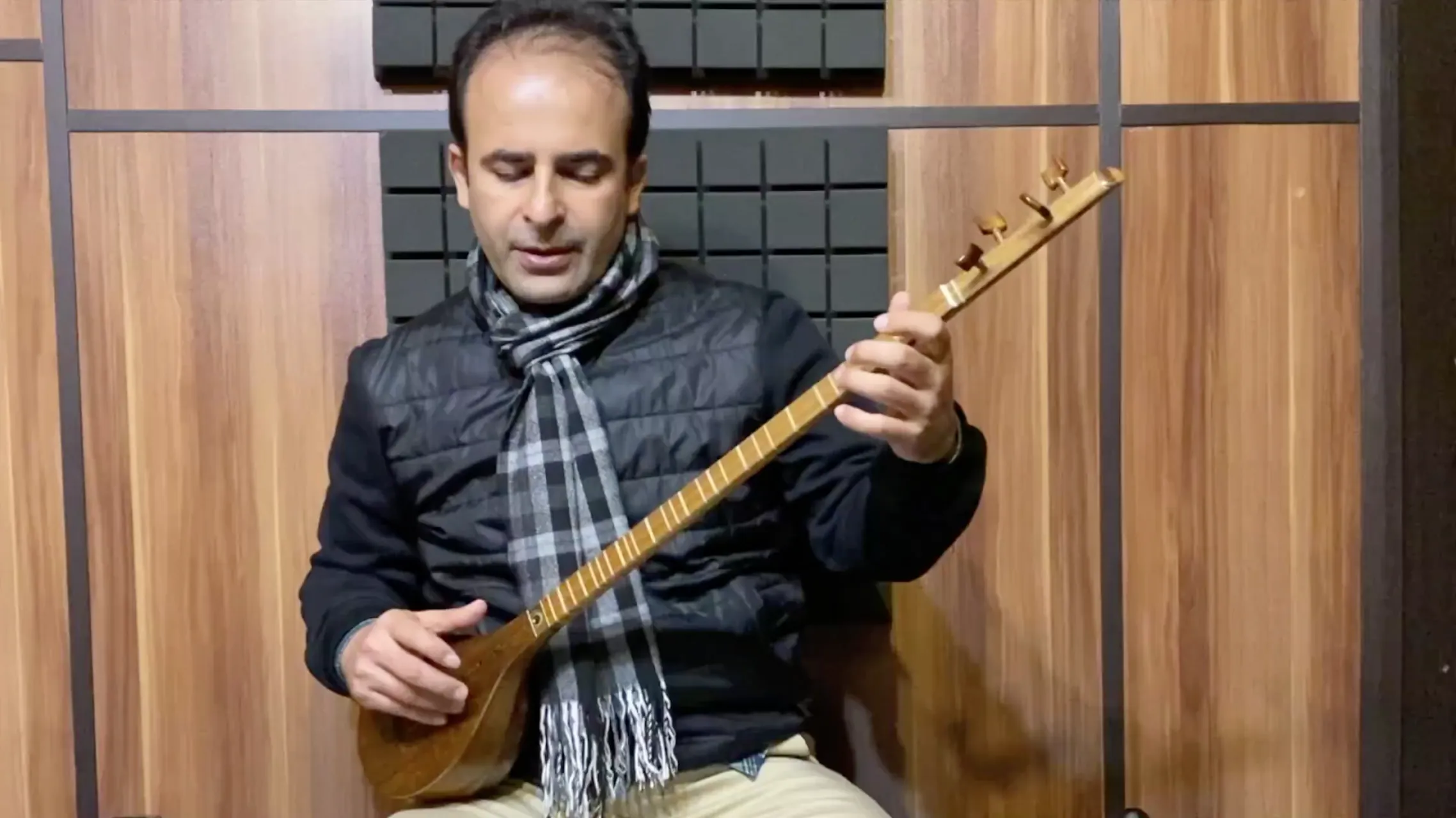 مقدمه شور کتاب سوم هنرستان موسی معروفی نیما فریدونی سه‌تار