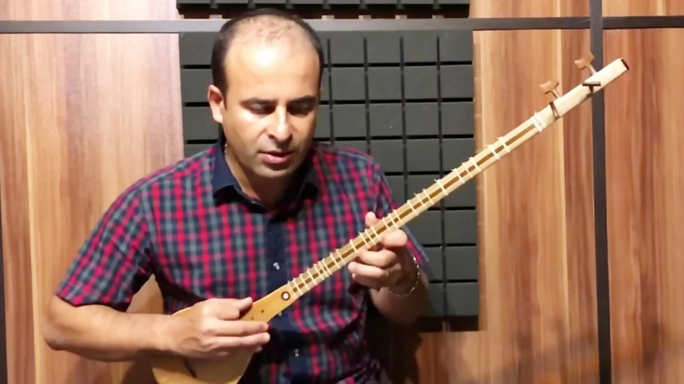 رقص شکوفه خرم ویگن سه‌تار 🎼🎤