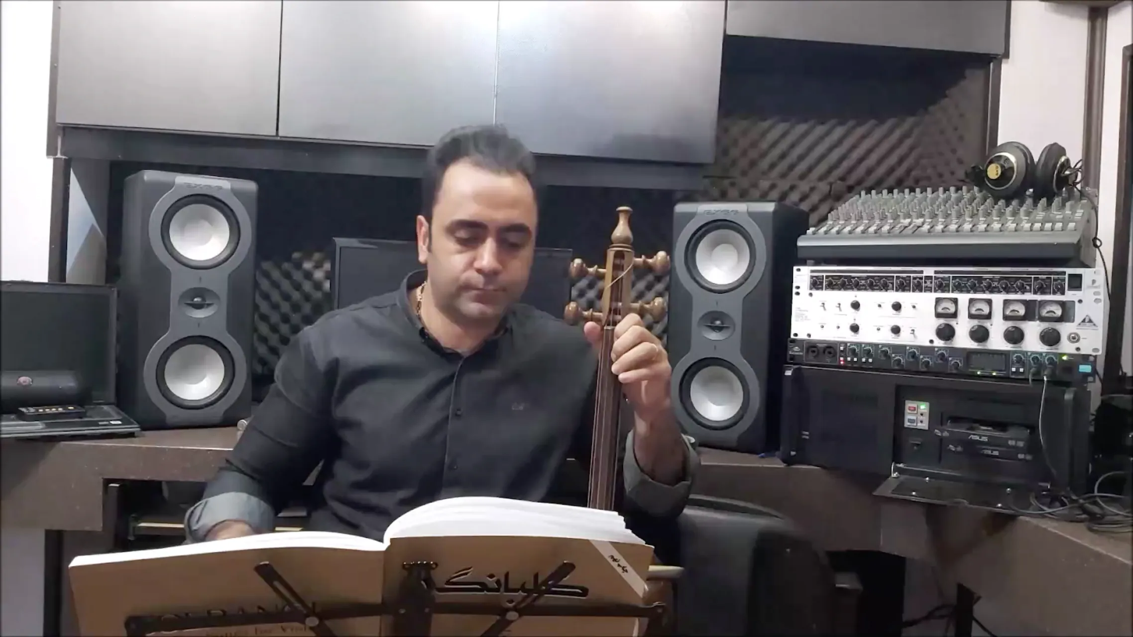 عالم یکرنگی هایده ایمان ملکی کمانچه