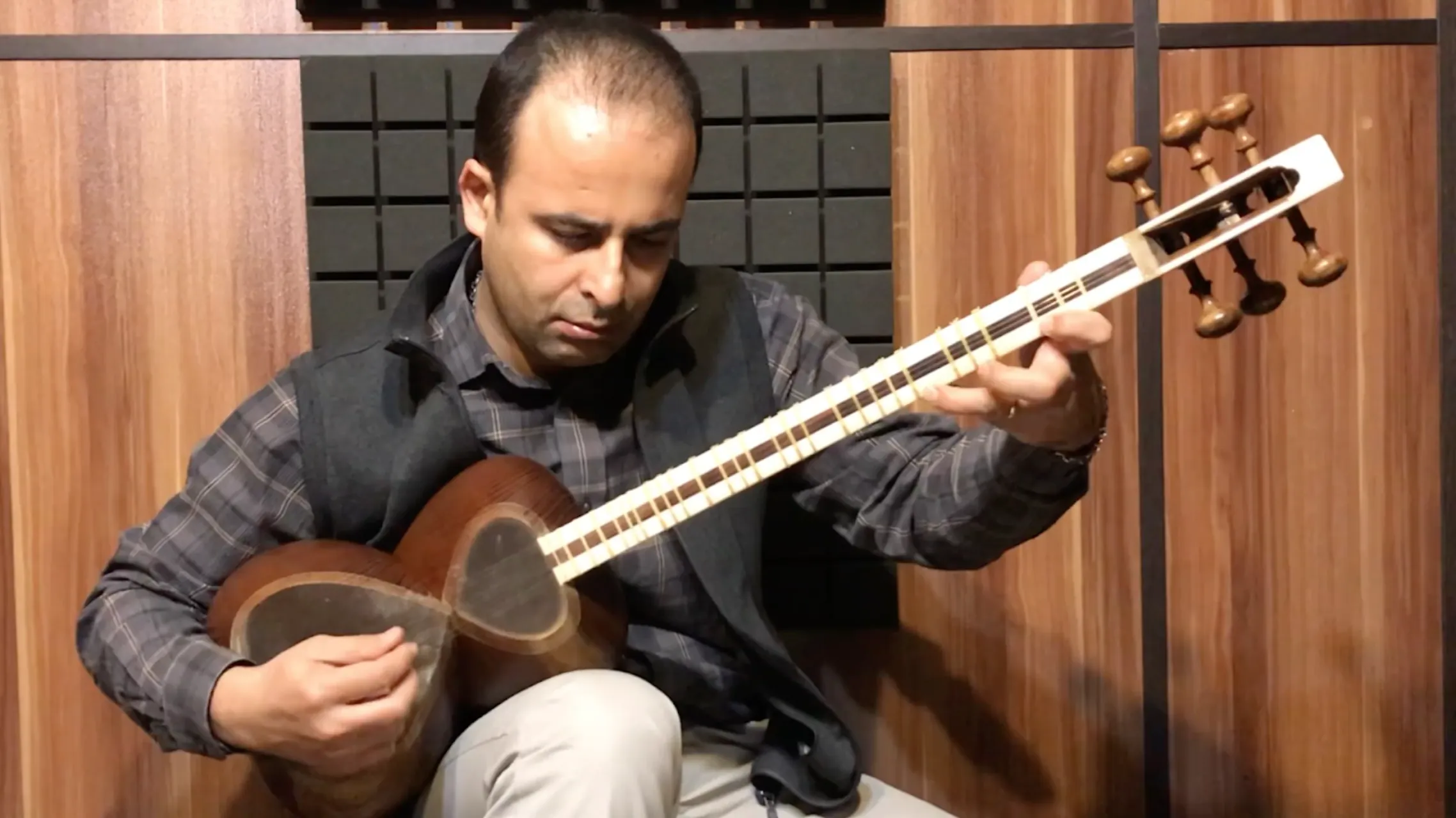 فیلم آموزش پیش‌درآمد اصفهان علی‌اصغر بهاری نیما فریدونی 🎸✨